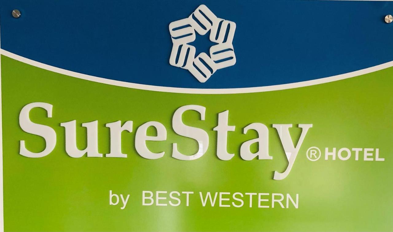 Montgomery Inn & Suites מראה חיצוני תמונה