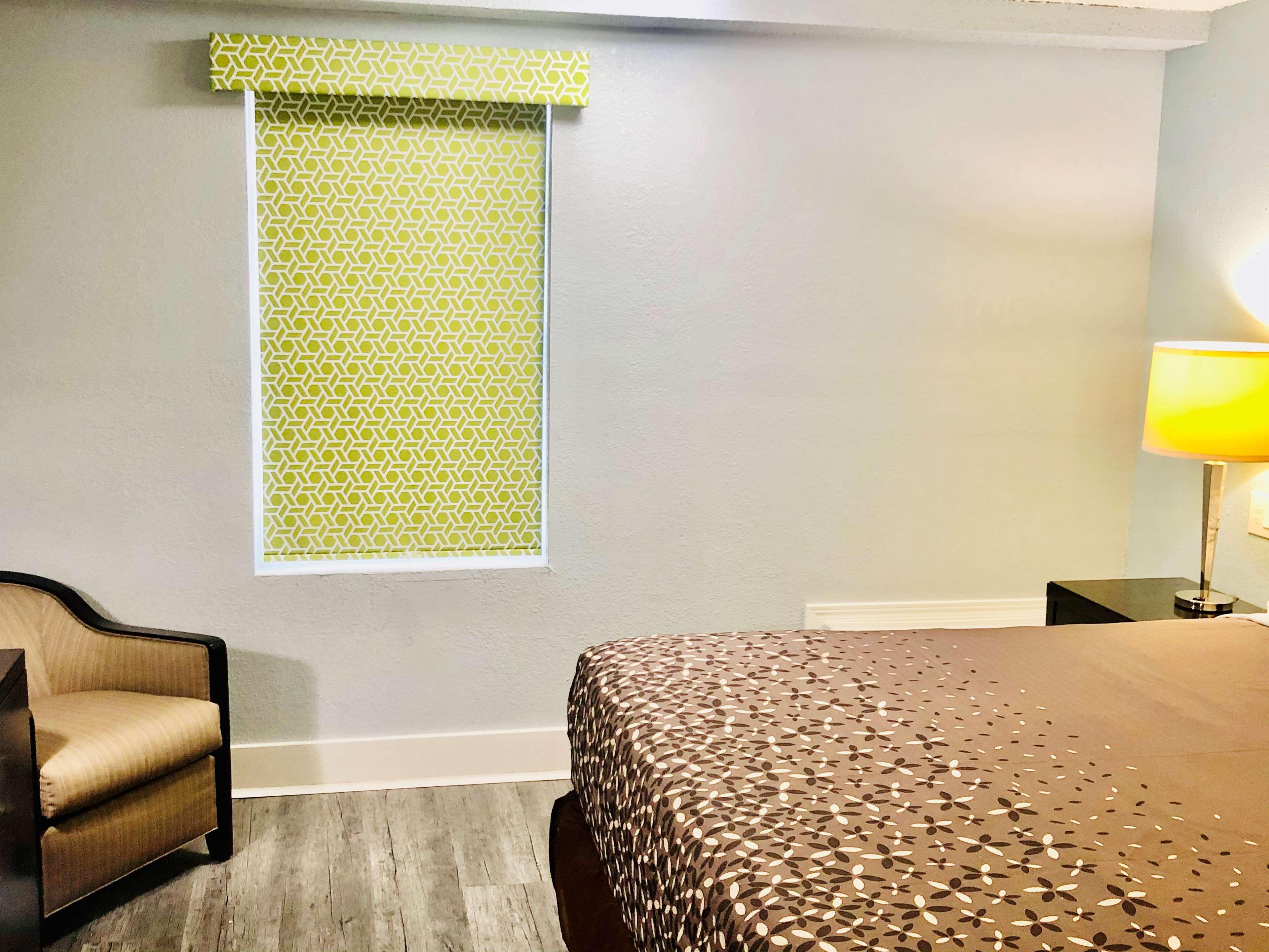 Montgomery Inn & Suites מראה חיצוני תמונה