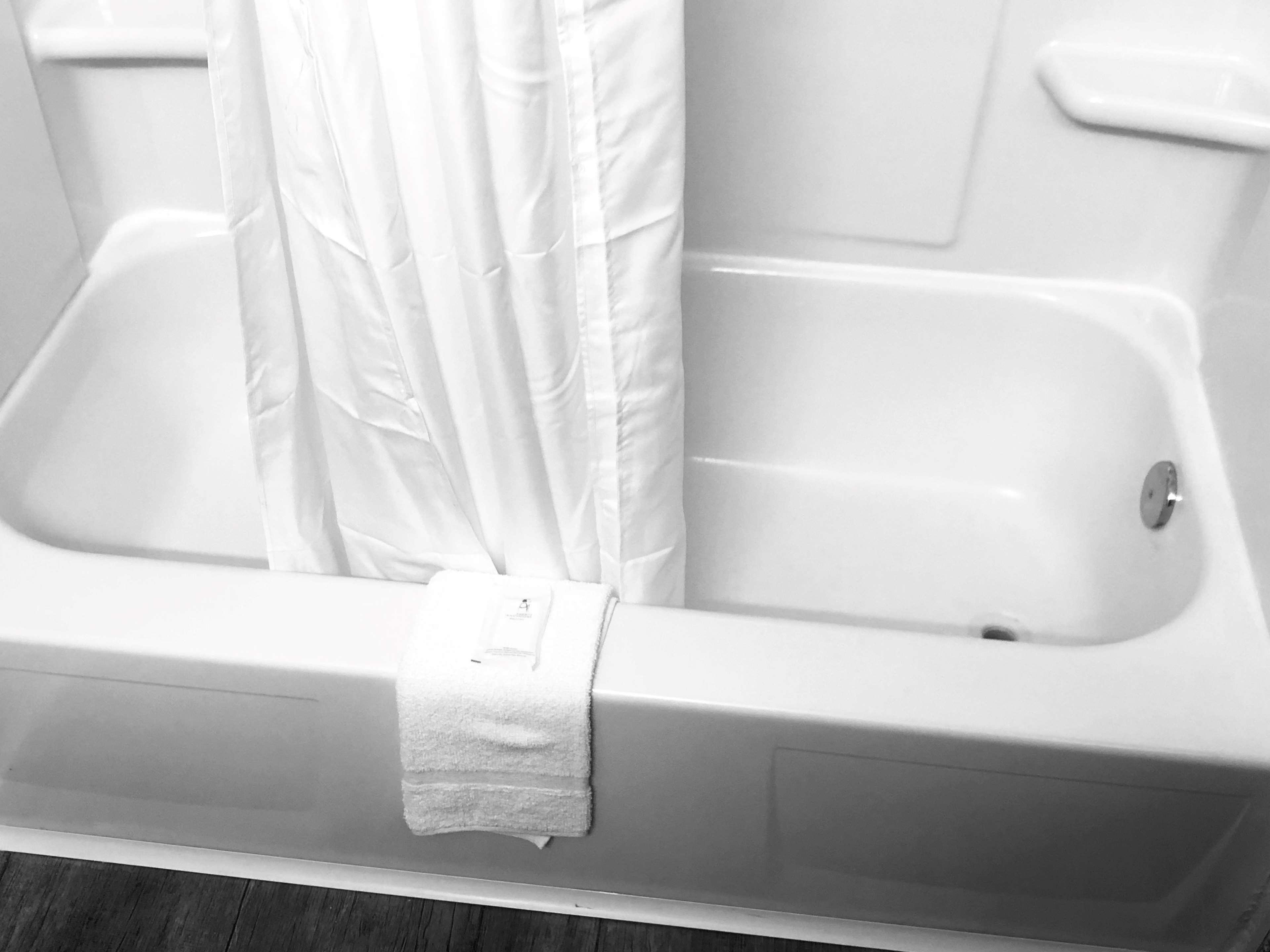 Montgomery Inn & Suites מראה חיצוני תמונה
