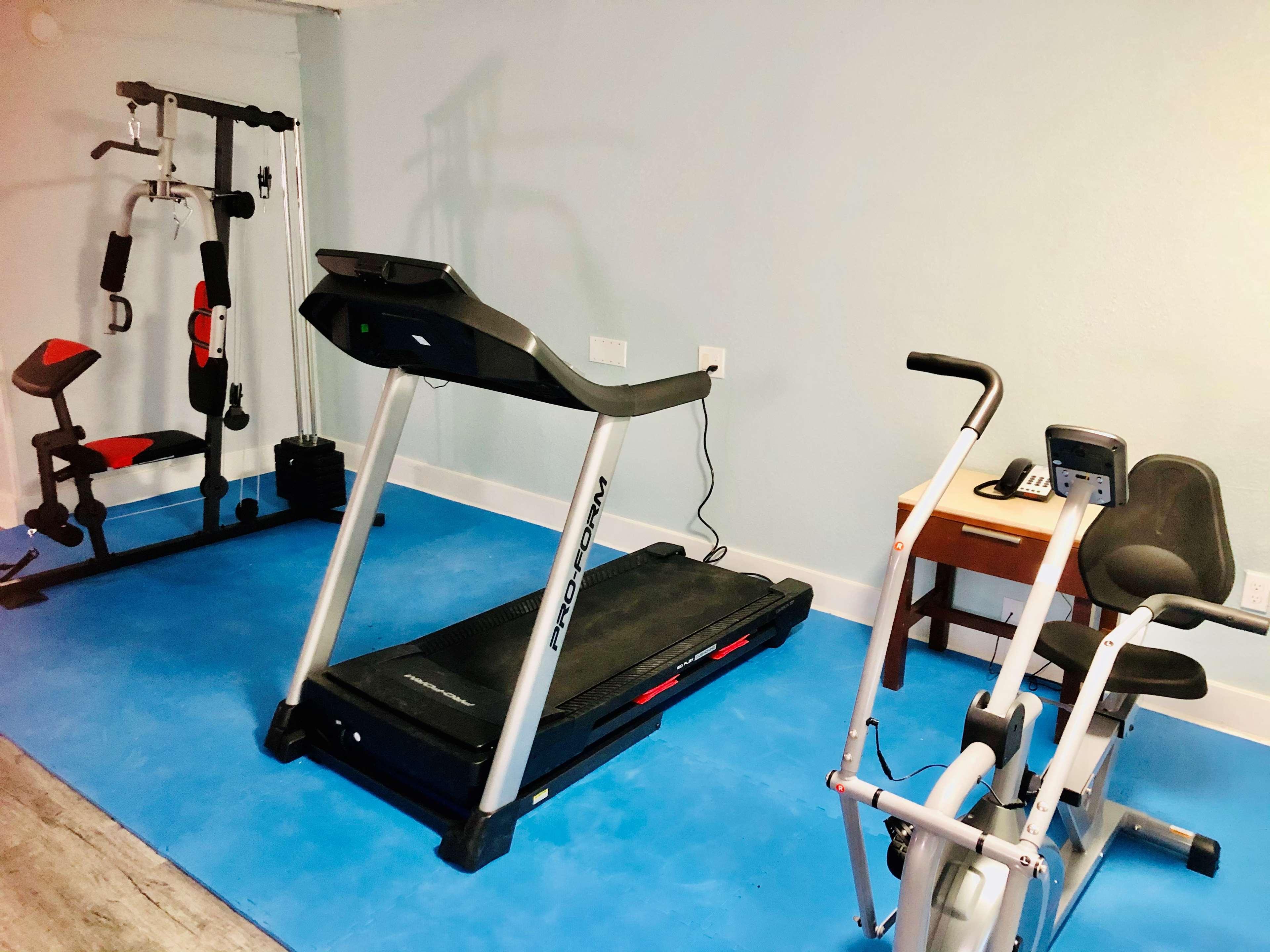 Montgomery Inn & Suites מראה חיצוני תמונה